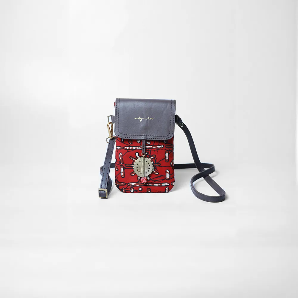 [229] Crossbody (Red Cr001)